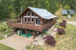 27 Pine Road  Cherryville, BC V0E 2G3