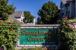 111-920 Glenwood Avenue Kelowna, BC V1Y 9P2