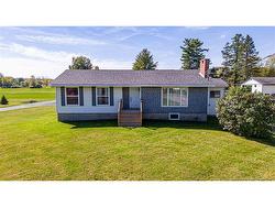 298 Route 105  Maugerville, NB E3A 8G2