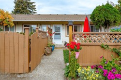 #5-974 Dunford Ave Langford, BC V9B 2S3