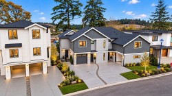 2111 Kingbird Dr Langford, BC V9B 0E7