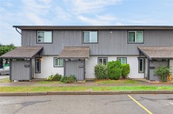 #8-158 Back Rd Courtenay, BC V9N 3W6