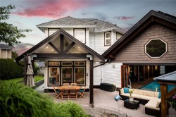 677 Windsor Pl Campbell River, BC V9W 7Y6