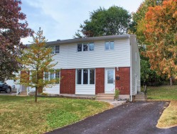 48 Rue des Mangliers Gatineau (Hull), QC J8Y 6J7