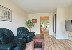 Salon - 