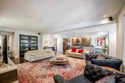 Salon - 