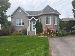 6426 Rue du Demi-Jour Québec (La Haute-Saint-Charles), QC G3E 2A1