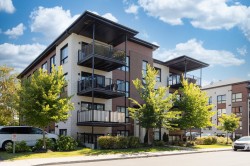 204-3620 Rue Médard-Émard Longueuil (Saint-Hubert), QC J3Y 0W3