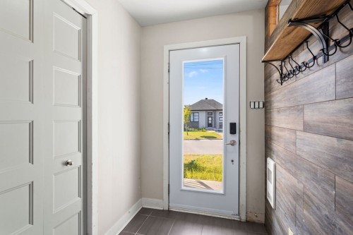 Hall d'entrée/Vestibule - 106 Rue Des Torrents, Sainte-Sophie, QC 