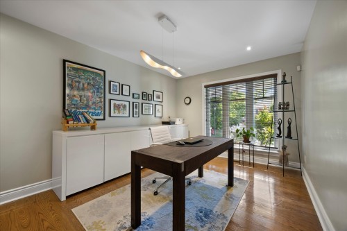 Bureau - 1 Av. Stewart, Pointe-Claire, QC 