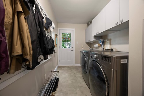 Salle de lavage - 1 Av. Stewart, Pointe-Claire, QC 