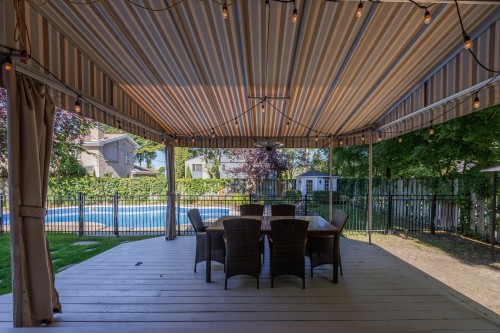 Terrasse - 1 Av. Stewart, Pointe-Claire, QC 