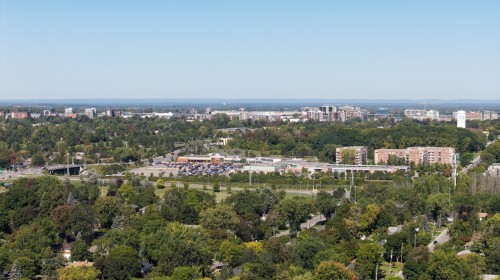 Photo aérienne - 1 Av. Stewart, Pointe-Claire, QC 