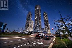 2211 - 225 COMMERCE STREET Vaughan, ON L4K 0R1