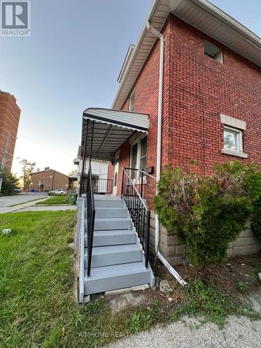 182 JOSEPHINE AVENUE  Windsor, ON N9B 2K8