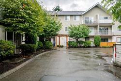 310 45222 WATSON ROAD|Garrison Crossing Chilliwack, BC V2R 3J4