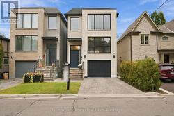 17 WALFORD ROAD  Toronto (Kingsway South), ON M8X 2P2