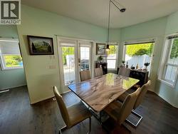 Eating Nook - 
