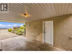 Separate entrance into basement - 