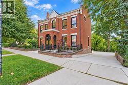 29 YATES Street  St. Catharines, ON L2R 5R3