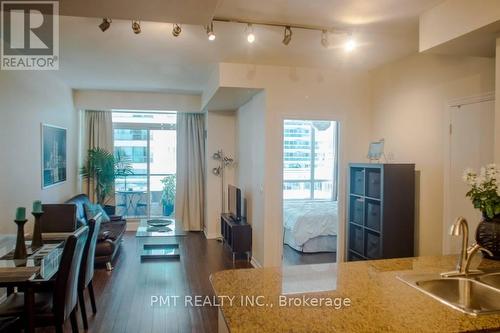 408 - 12 YONGE STREET , Toronto, Ontario M5E 1Z9 4