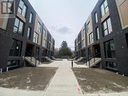 BLKB #9 - 178 CLONMORE DRIVE Toronto, ON M1N 0B9