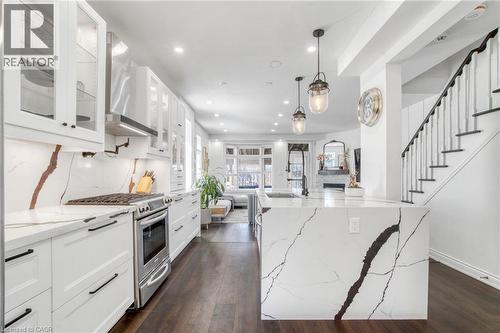 1417 Treeland Street, Burlington, ON 