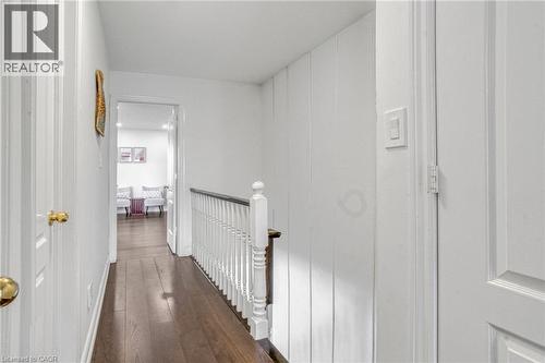 1417 Treeland Street, Burlington, ON 