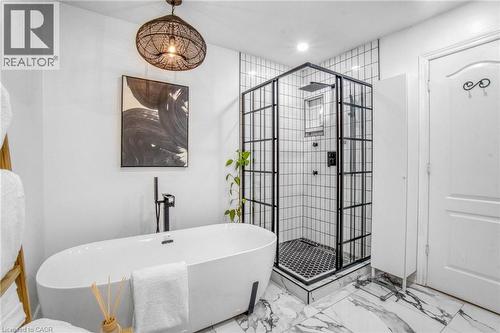 1417 Treeland Street, Burlington, ON 