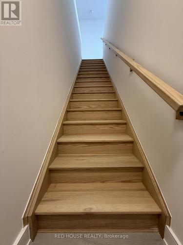 240 ELLIS AVENUE , St. Catharines, Ontario L2P 0H2 4