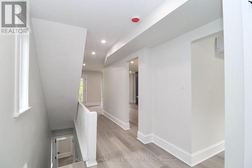 3 - 332 OSGOODE STREET , Ottawa, Ontario K1N 6T3 3
