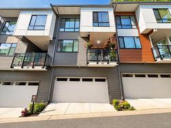 42 16433 19 AVENUE Surrey, BC V3Z 0Z1