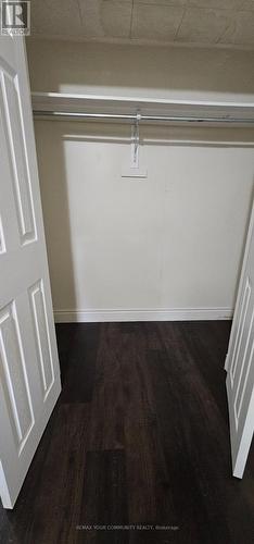 51 DAVELAYNE ROAD , Toronto, Ontario M9M 2A6 5
