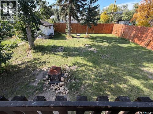 200 3Rd Street E, Ponteix, SK 