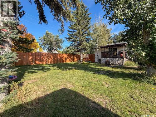 200 3Rd Street E, Ponteix, SK 