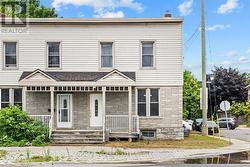 118 KING EDWARD AVENUE Ottawa, ON K1N 7L1