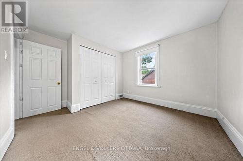 Third bedroom, great closet space - 118 King Edward Avenue, Ottawa, ON 