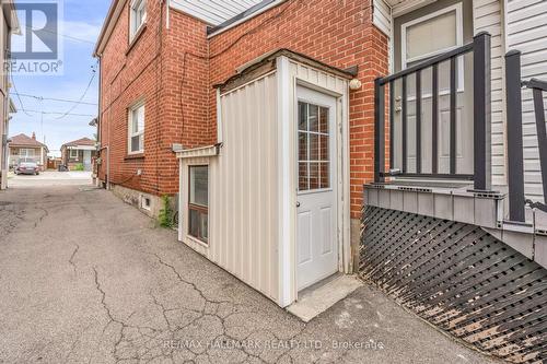 65 KIRKNEWTON ROAD , Toronto, Ontario M6E 3X9 3