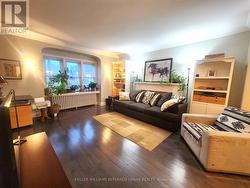 UPPER - 1227 AVENUE ROAD Toronto, ON M5N 2G5