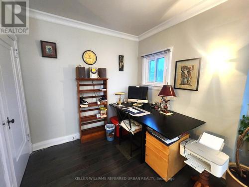 UPPER - 1227 AVENUE ROAD , Toronto, Ontario M5N 2G5 4