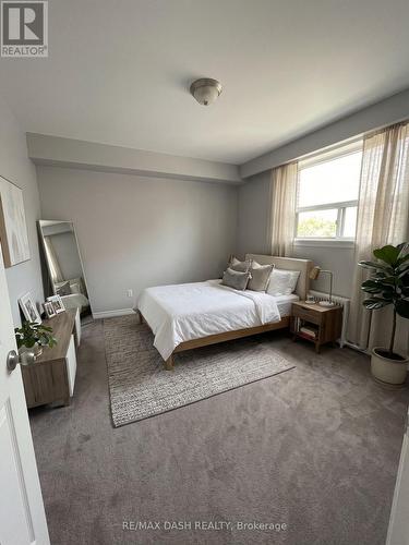 B1 - 50 NEPTUNE DRIVE , Toronto, Ontario M6A 1X1 3
