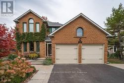 1117 VALLEYBROOK DRIVE Oakville, ON L6H 4N1
