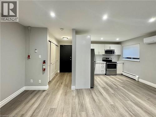 410 HAZEL Street Unit# 204 , Waterloo, Ontario N2L 3P7 2