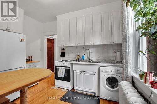 Unit 1 Kitchen - 5 Woodlawn Avenue, Ottawa, ON 