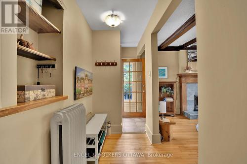 Unit 2 Hallway Beside Living Room - 5 Woodlawn Avenue, Ottawa, ON 