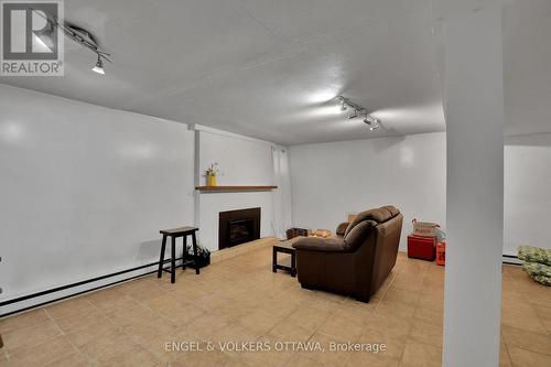 Unit 3 Living Room/Electric Fireplace (Lower Level - 5 Woodlawn Avenue, Ottawa, ON 