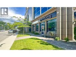 3320 Richter Street Unit# 102  Kelowna, BC V1W 4V5