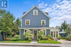 16 WILDWOOD ROAD Halton Hills, ON L7G 2W7