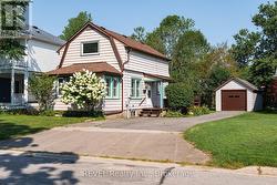 692 LAKESHORE ROAD Fort Erie (Lakeshore), ON L2A 1C1