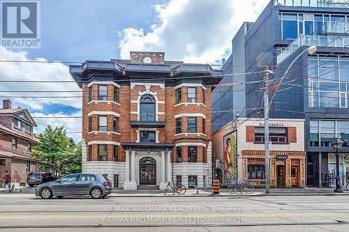 2B - 795 COLLEGE STREET , Toronto, Ontario M6G 1C7 3